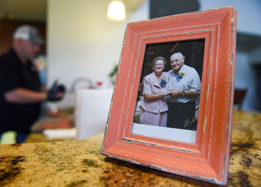 A picture of Fred Williams' grandparents Ross Gill Gibson and Mary Emma Gibson